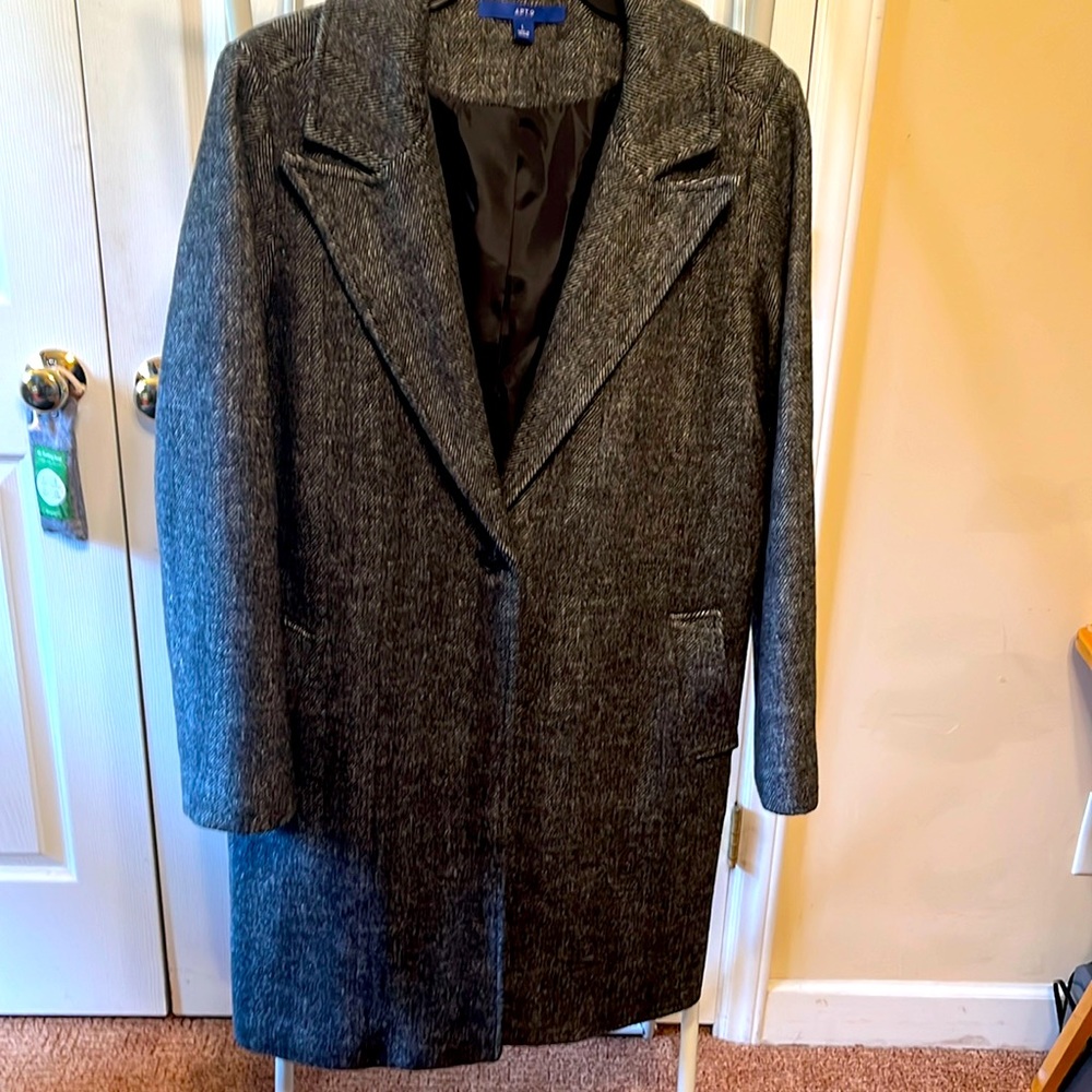 Wool Blend Single Breasted Mid Length Coat Size Large In Great Condition